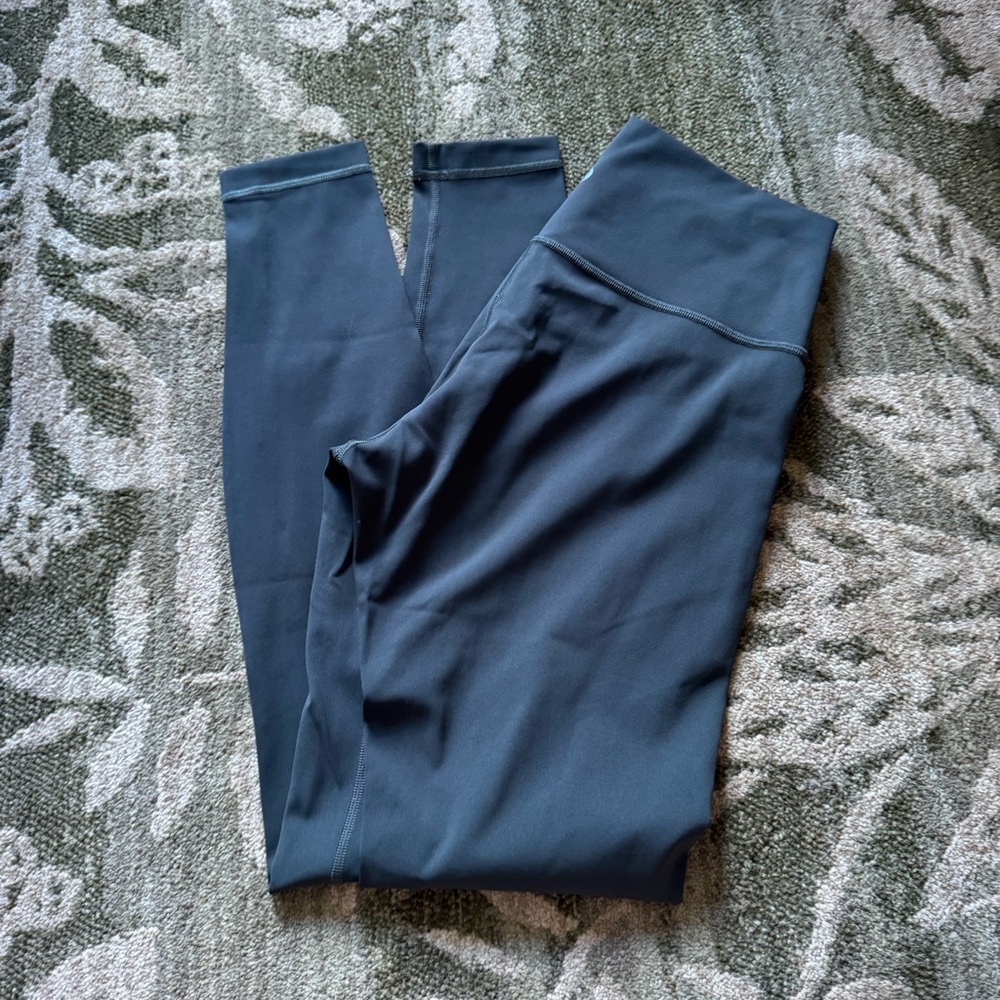 Lululemon Camo High-Rise Leggings - Picture 8 of 9